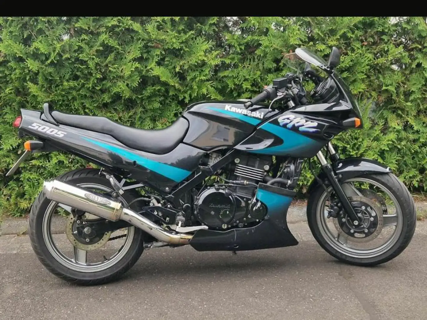 Kawasaki GPZ 500 S Black - 1