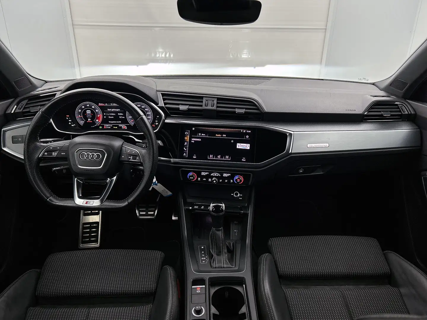 Audi Q3 40 TFSI quattro S Line(NL-auto, Dealer OnderH, Car Gris - 2