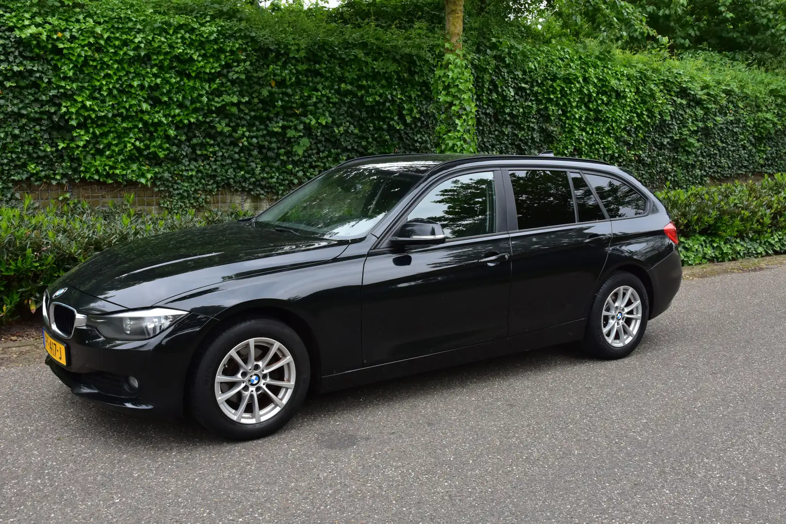 BMW 3-serie Touring 2.0D Business Negru - 2