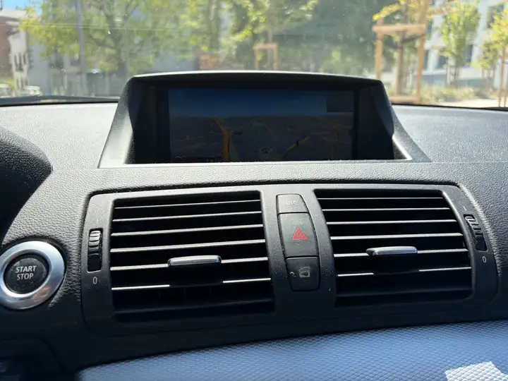 BMW Serie 1 2009, foto 11
