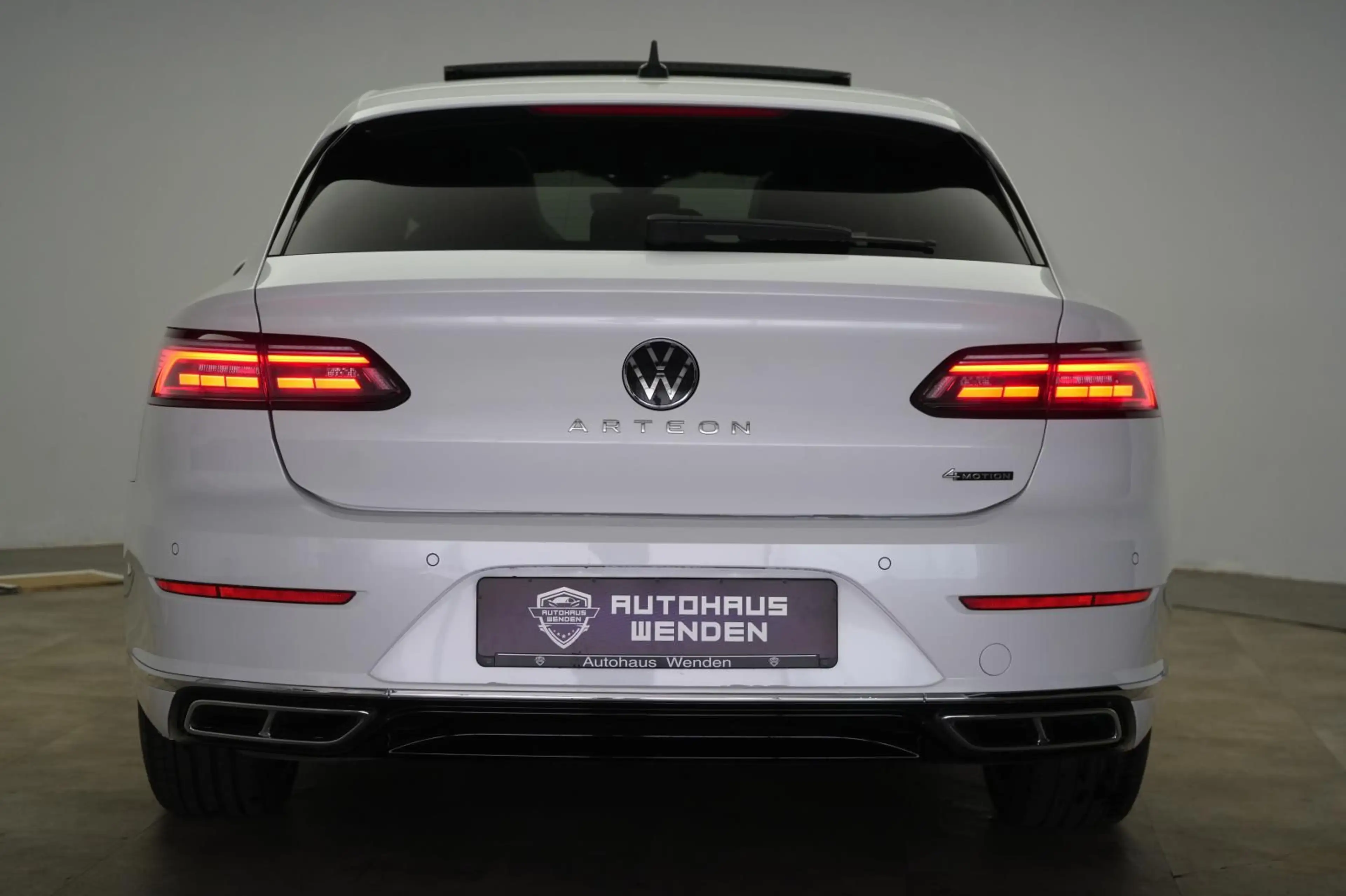 Volkswagen Arteon Shooting Brake 2.0 TDI 4Motion R-Line Pan — photo 8