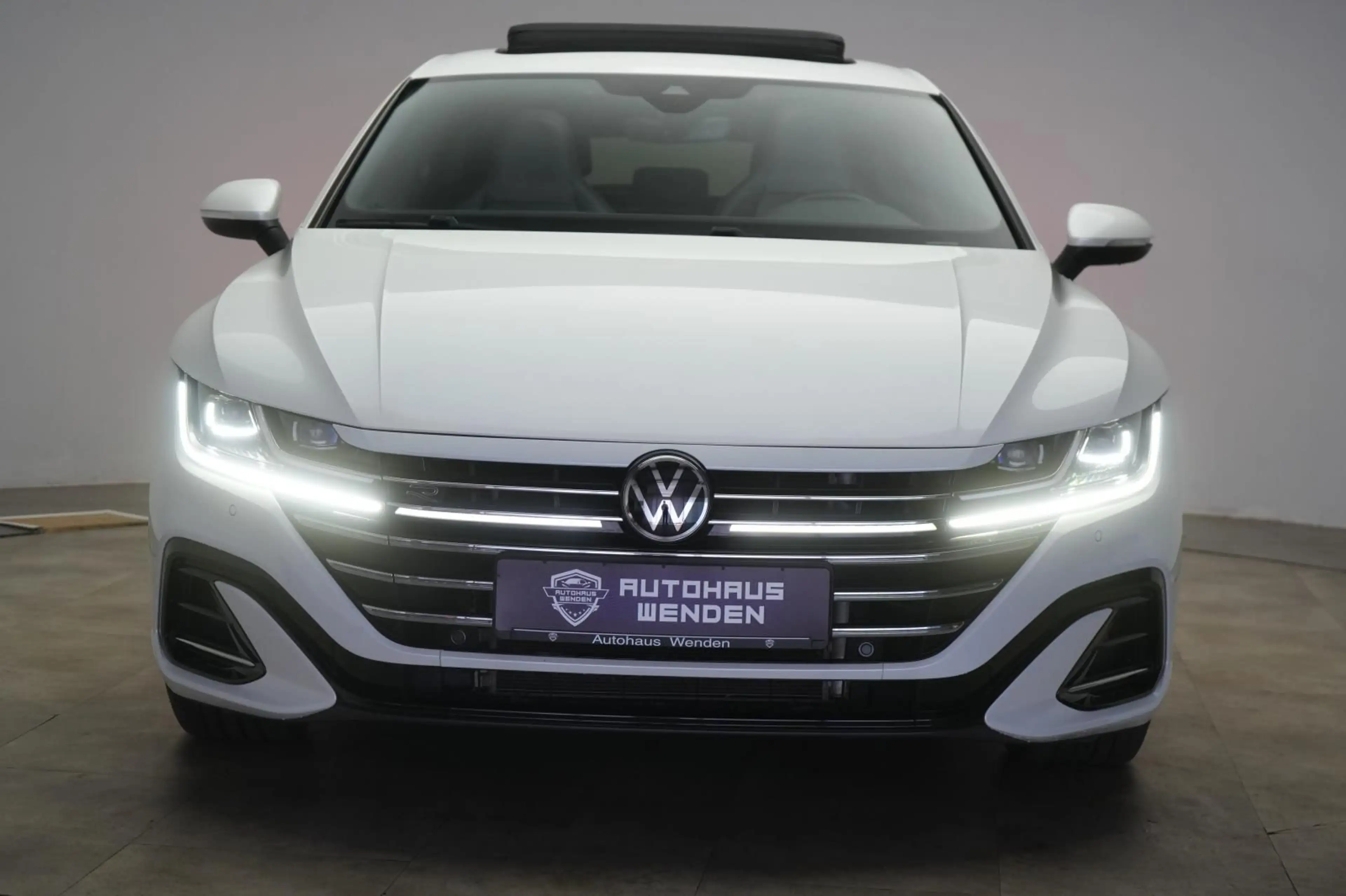 Volkswagen Arteon Shooting Brake 2.0 TDI 4Motion R-Line Pan — photo 3