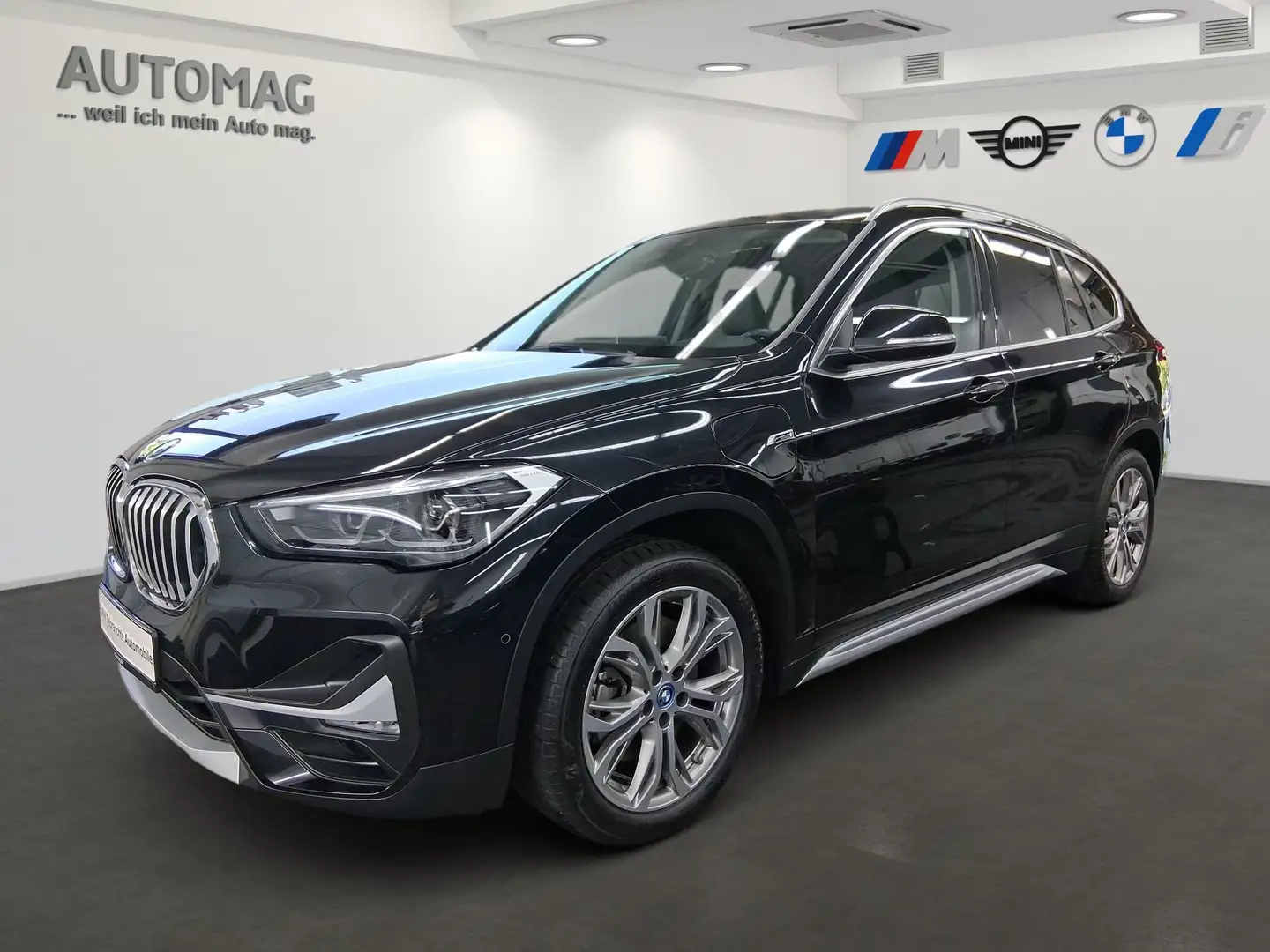BMW X1 xDrive25e Modell X Line*AHK Schwarz - 1