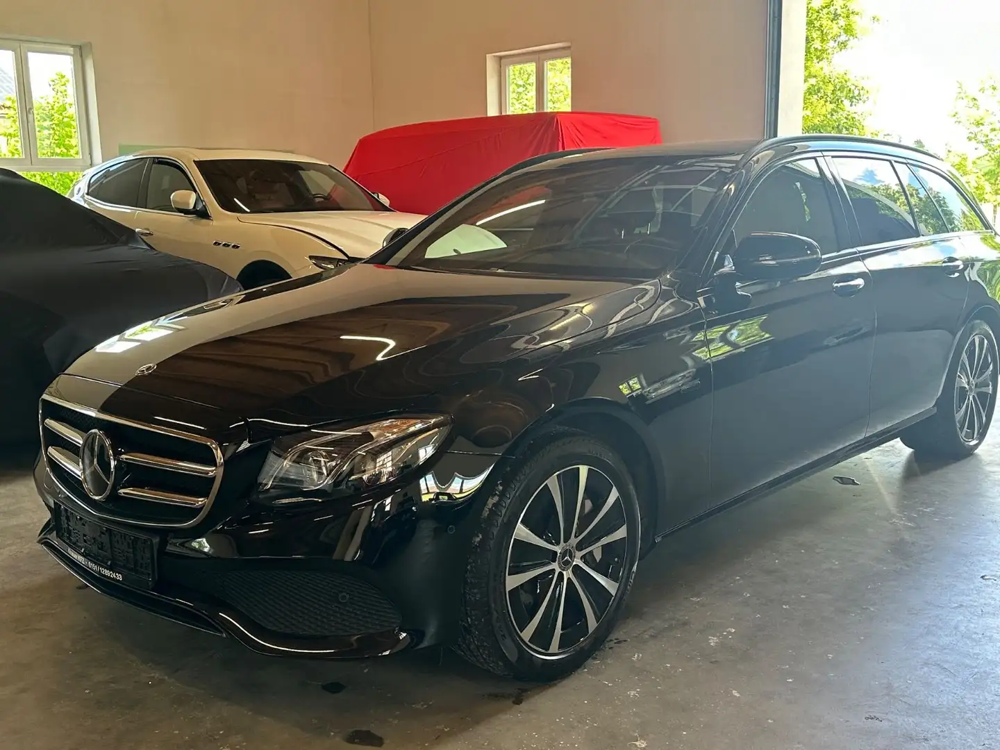 Mercedes-Benz E 300 E -Klasse T-Modell E 300 de Schwarz - 1