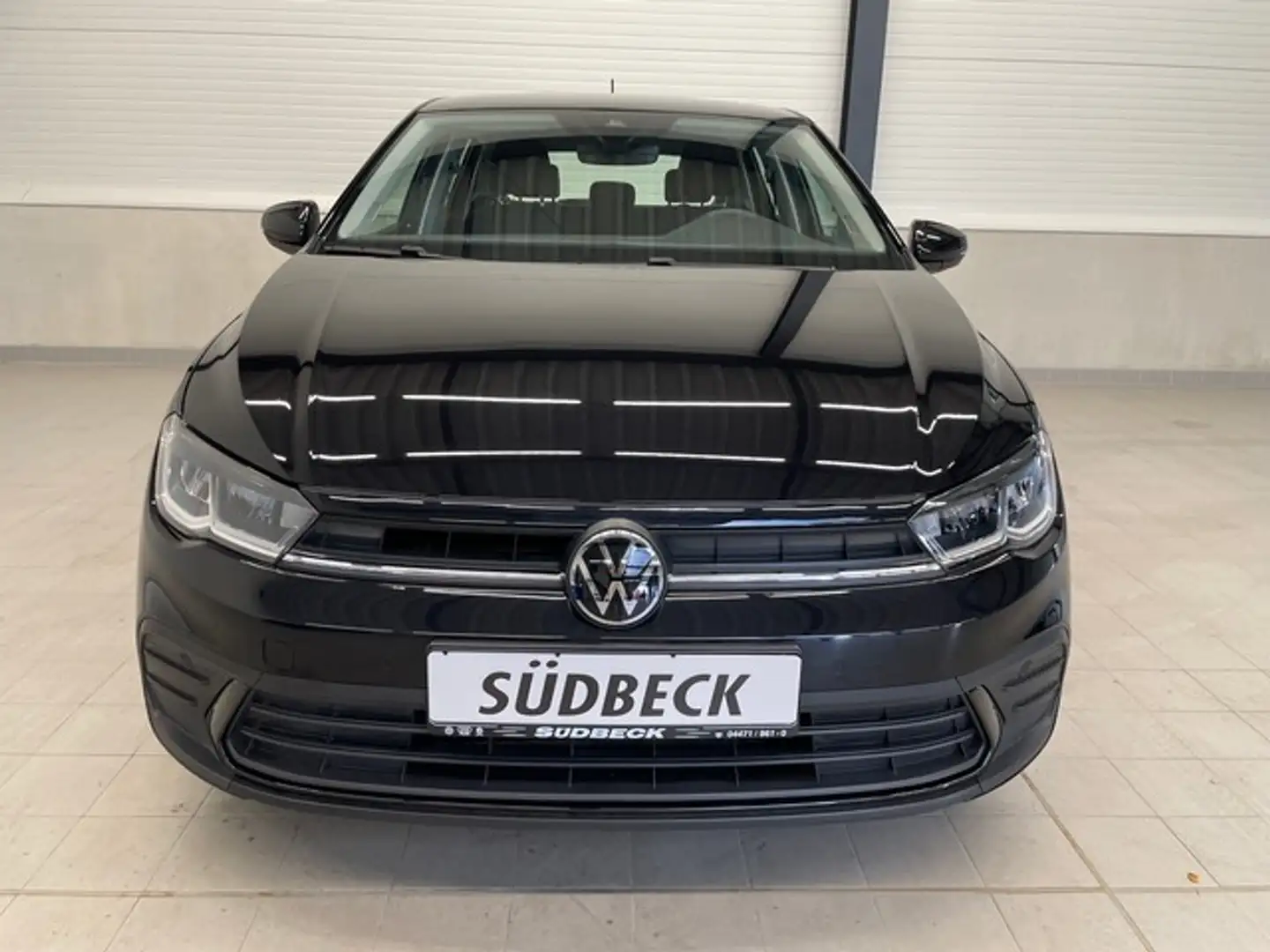 Volkswagen Polo VI 1.0 TSI Life Schwarz - 2