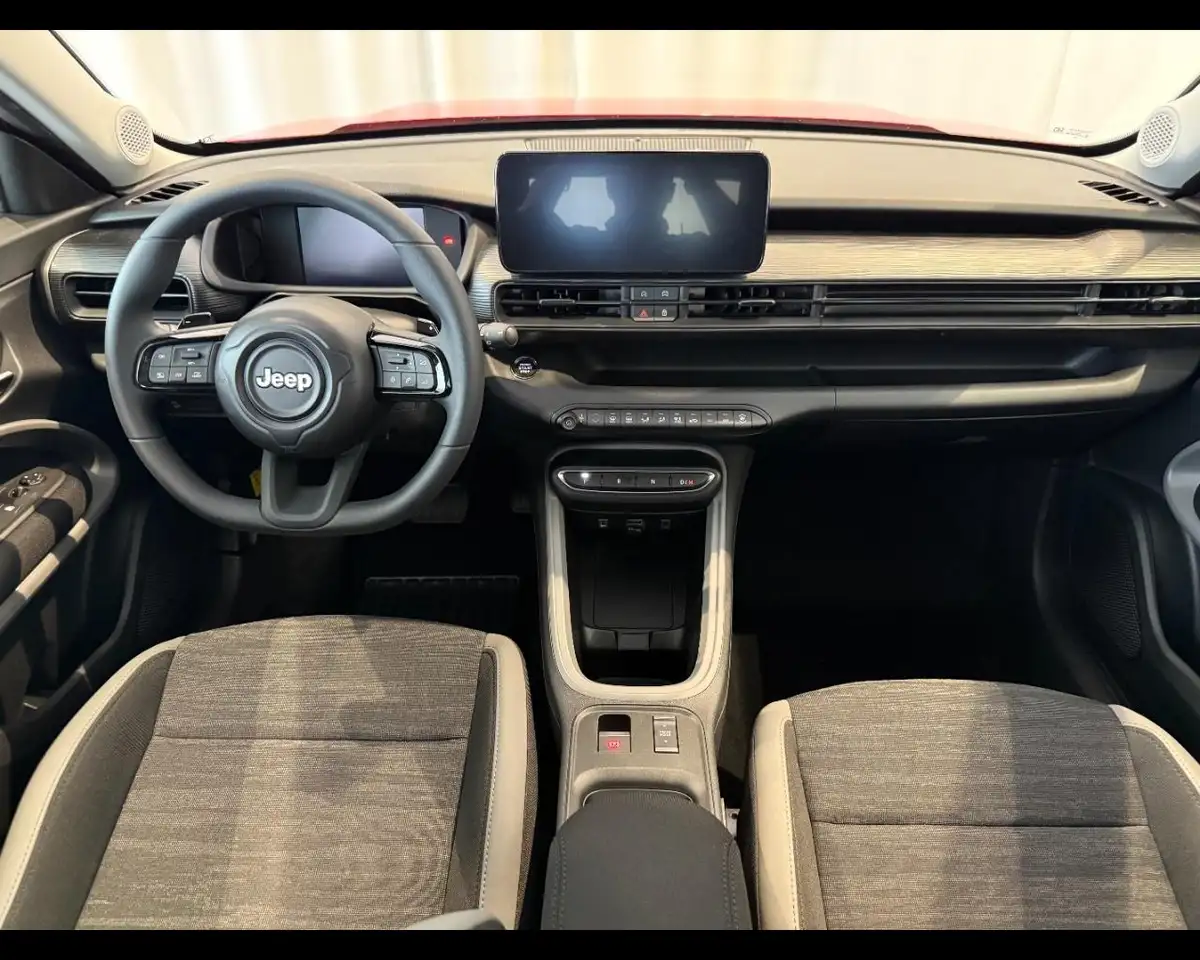 Jeep Avenger 1.2 Turbo e-Hybrid MHEV Longitude 14