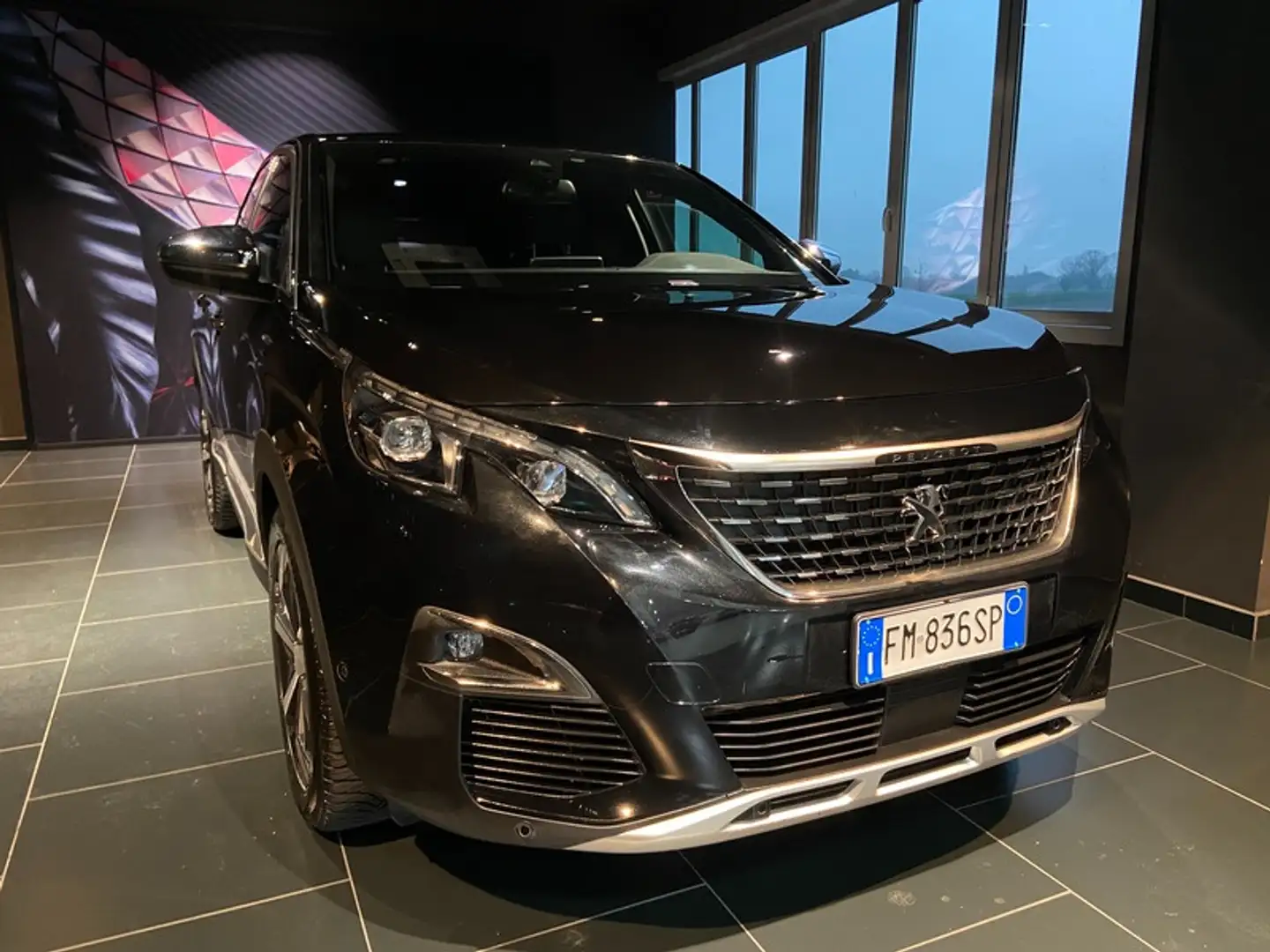 Peugeot 3008 1.6 BlueHDi GT Line Negro - 1