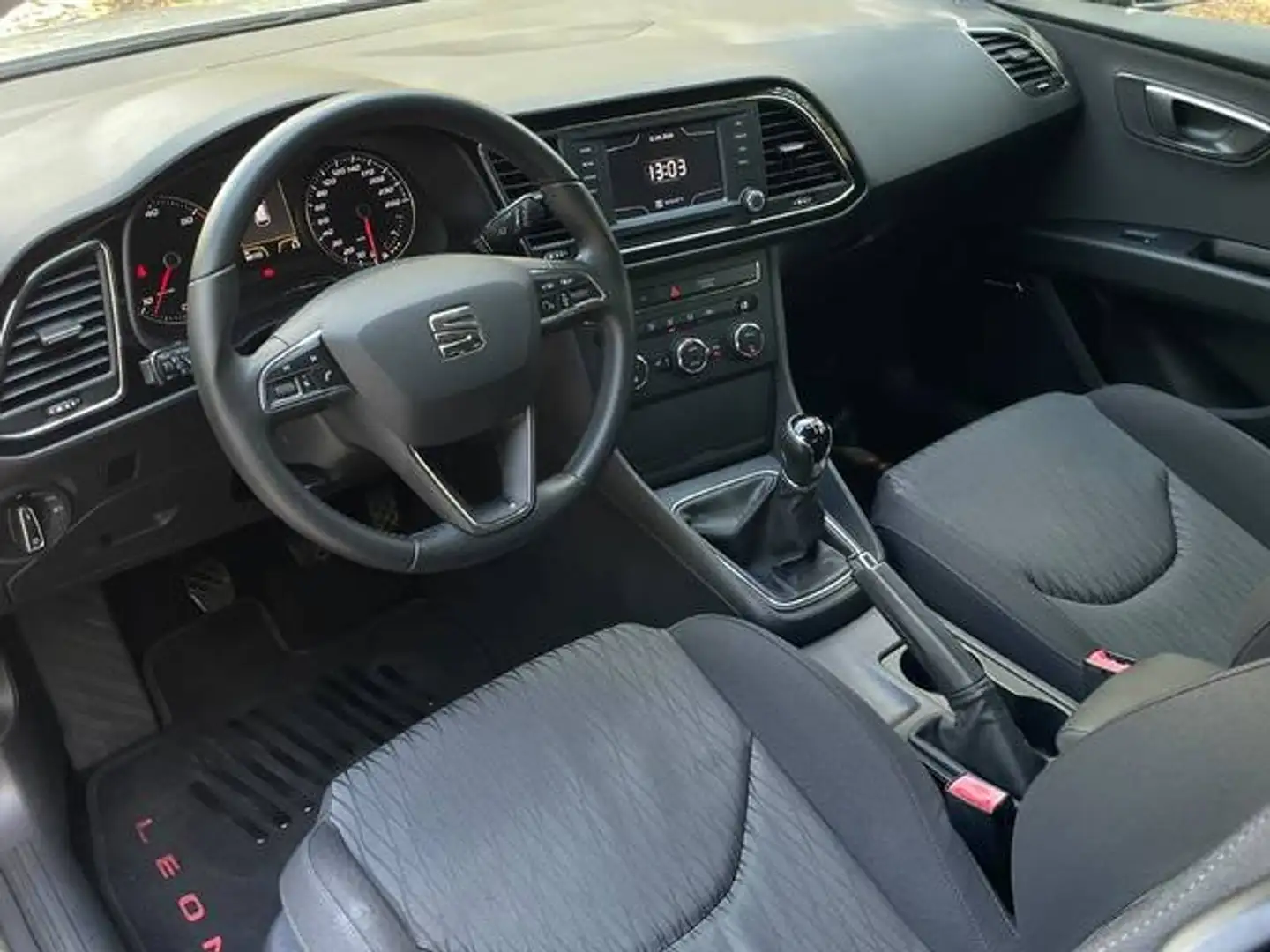 SEAT Leon SC 2.0TDI CR S&S Style 150 Gris - 2