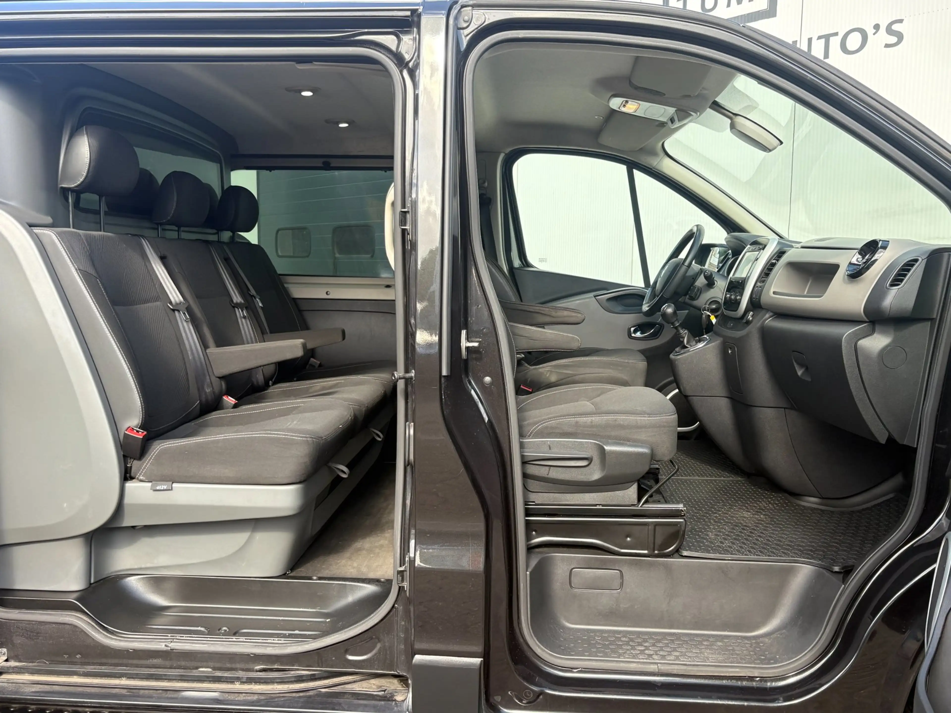 Renault Trafic 1.6dCi 125pk L2H1 DC 5-pers. Airco Cruise EURO 6! — photo 15