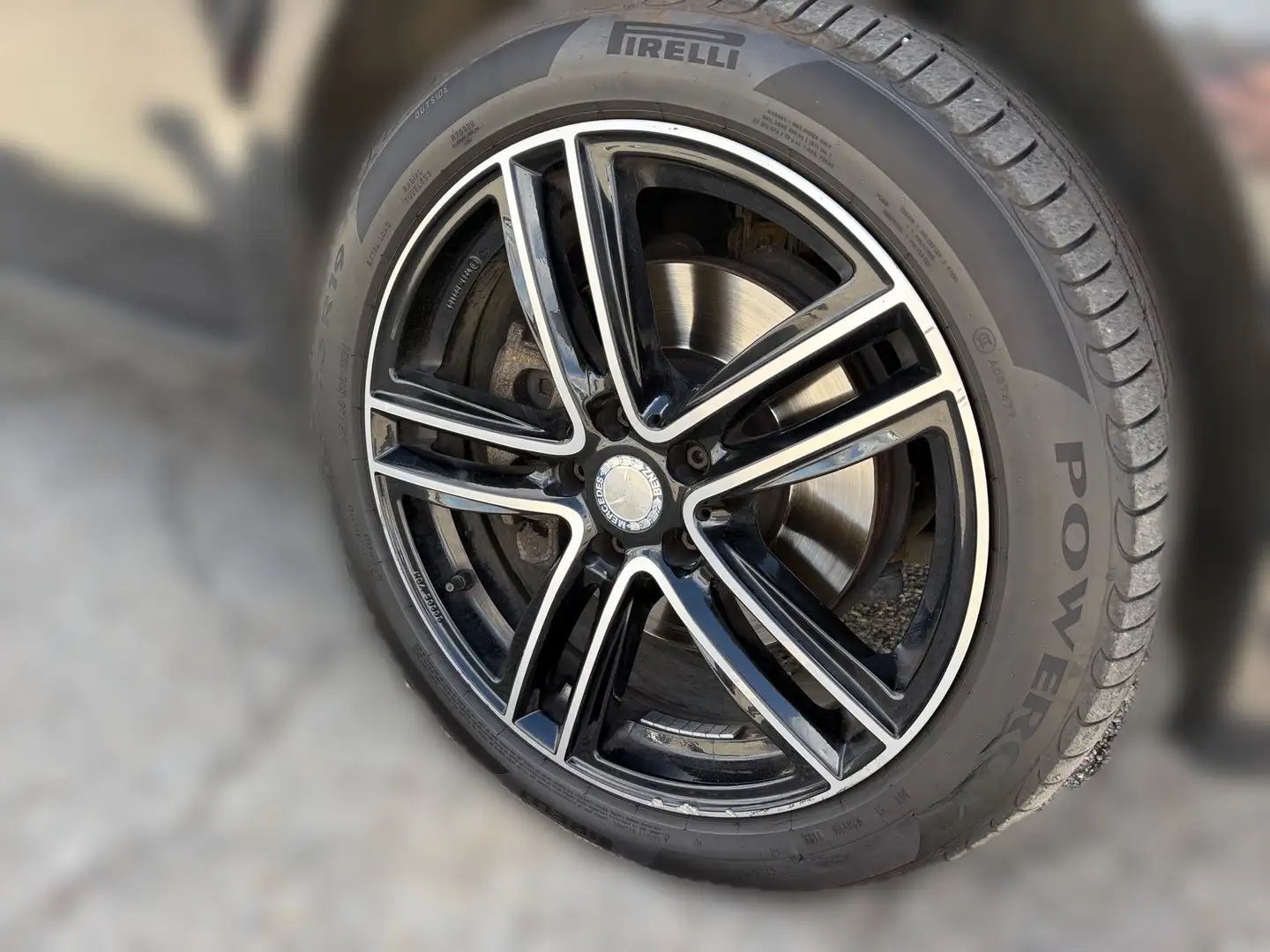 Mercedes-Benz V 250 d 4MATIC lang Liegepaket Grau - 2