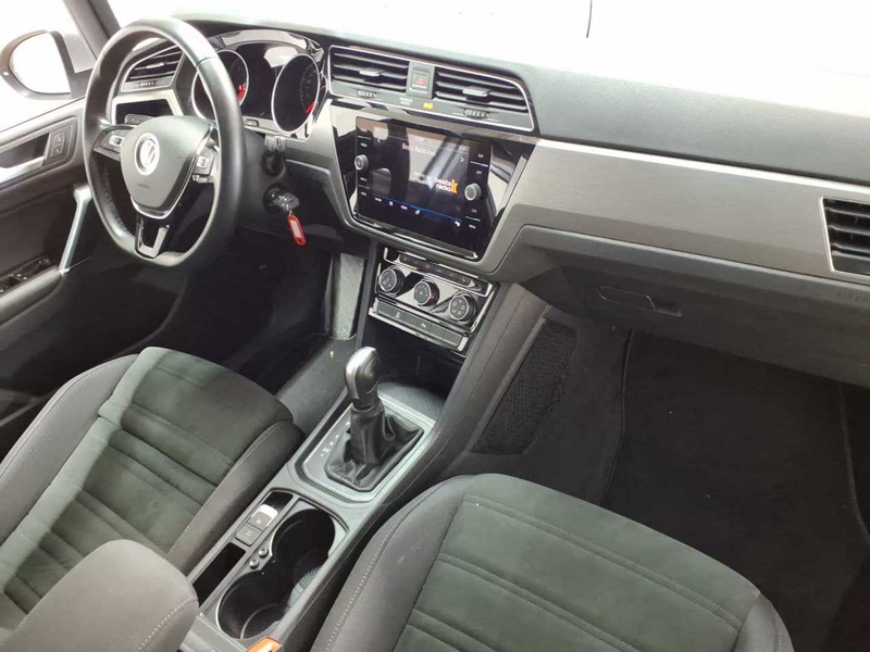 Volkswagen Touran Touran 2.0 TDI SCR DSG Comf. AssiP — photo 9