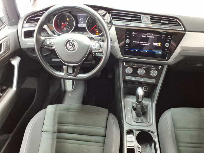 Volkswagen Touran Touran 2.0 TDI SCR DSG Comf. AssiP — photo 10