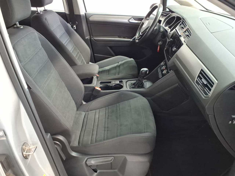 Volkswagen Touran Touran 2.0 TDI SCR DSG Comf. AssiP — photo 8
