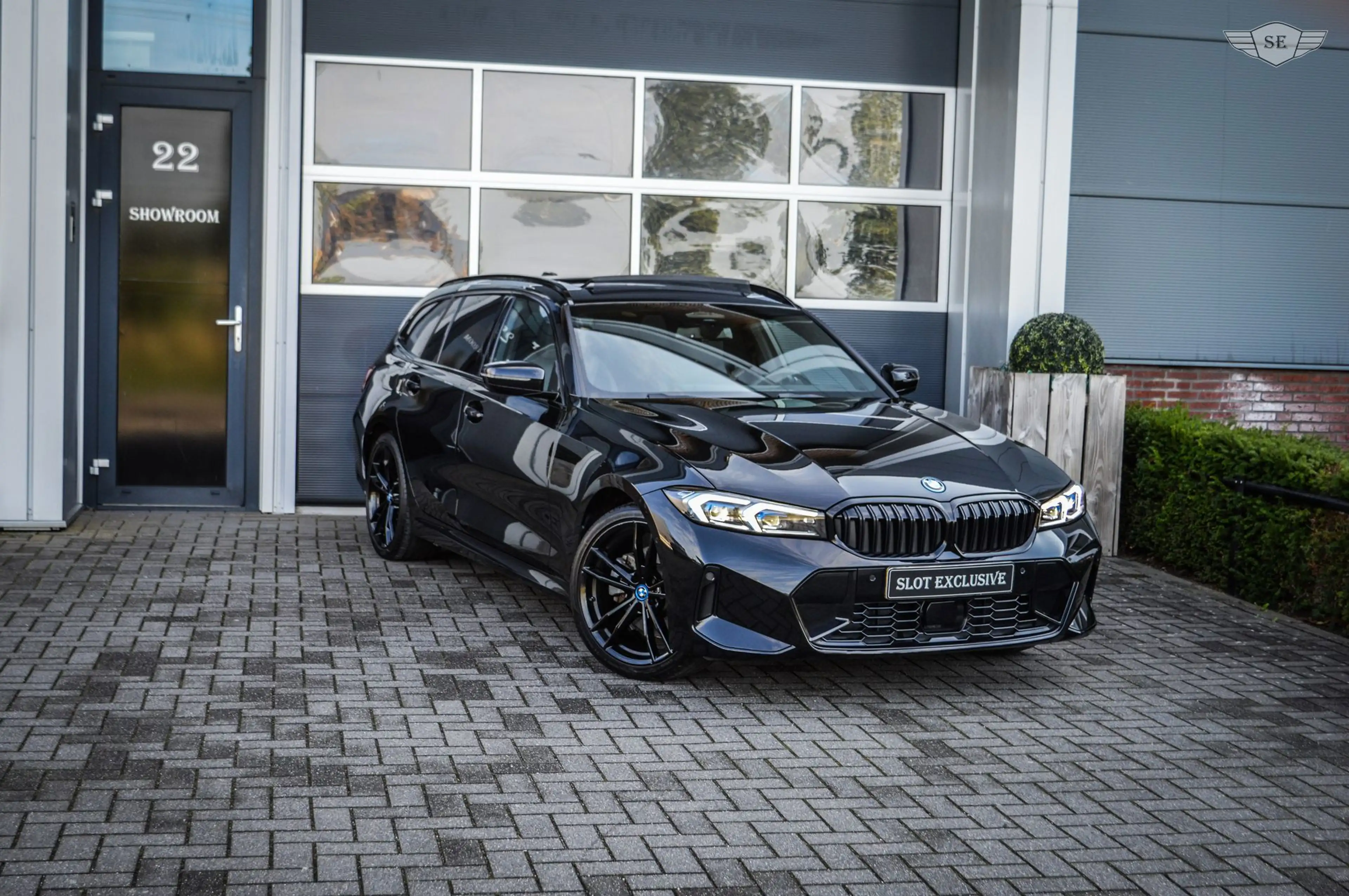 BMW 330 3-serie Touring 330e|PANO|ACC|TREKHAAK|MEMORY|LED| — photo 2