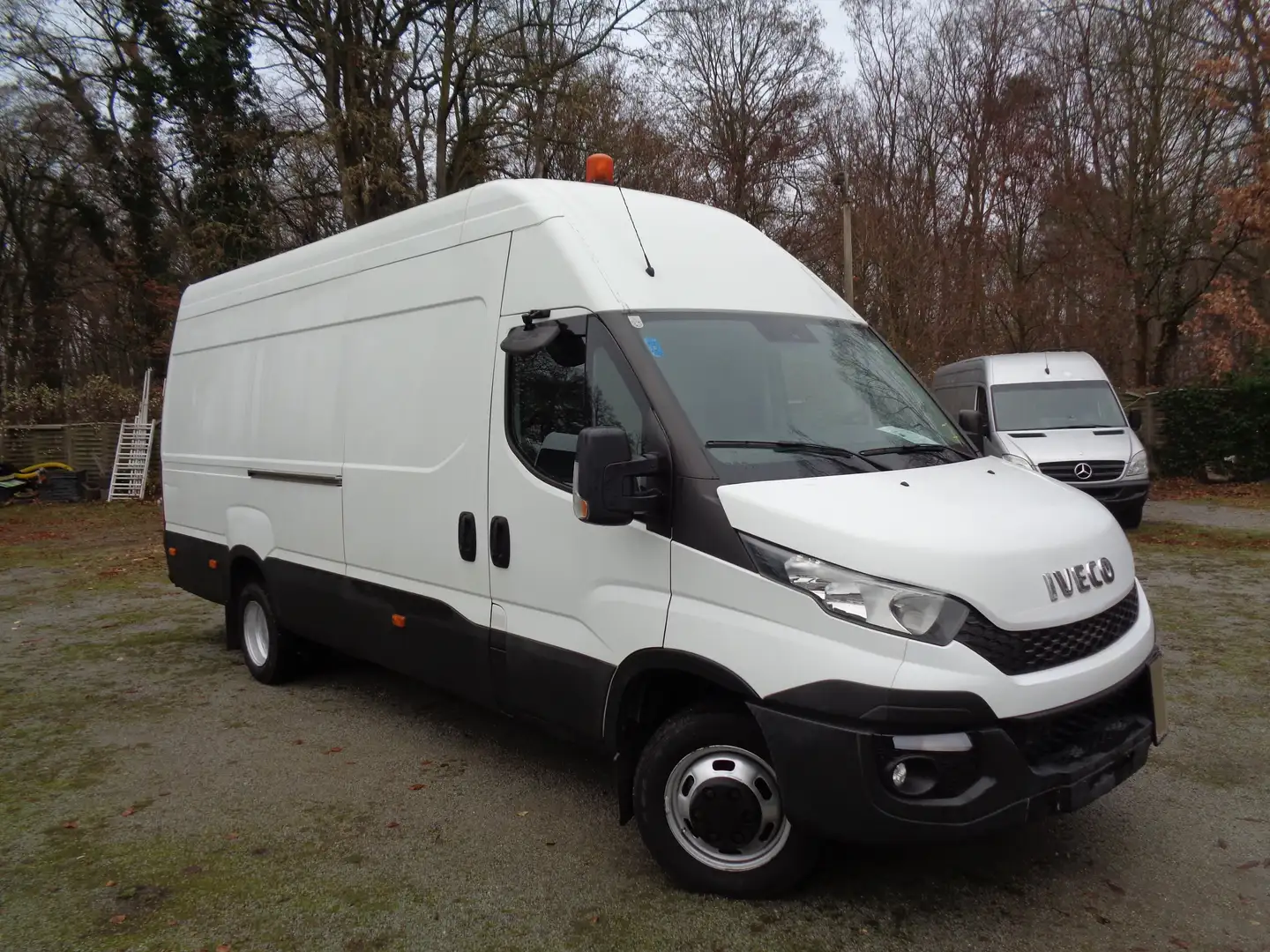Iveco Daily Kasten GKa 50 C15 V Radstand 4100 Weiß - 1