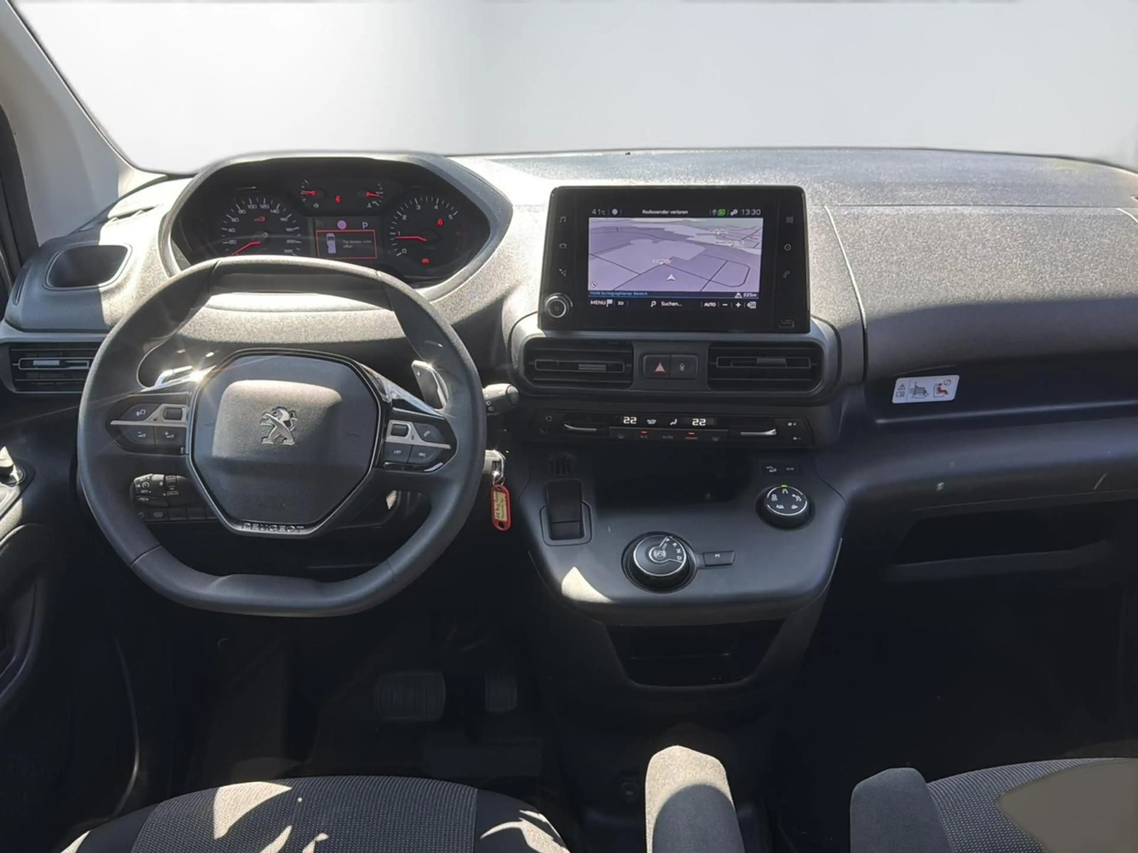 Peugeot Partner 1.5 HDi Autom. Premium FlexCab L2 StHz — photo 11