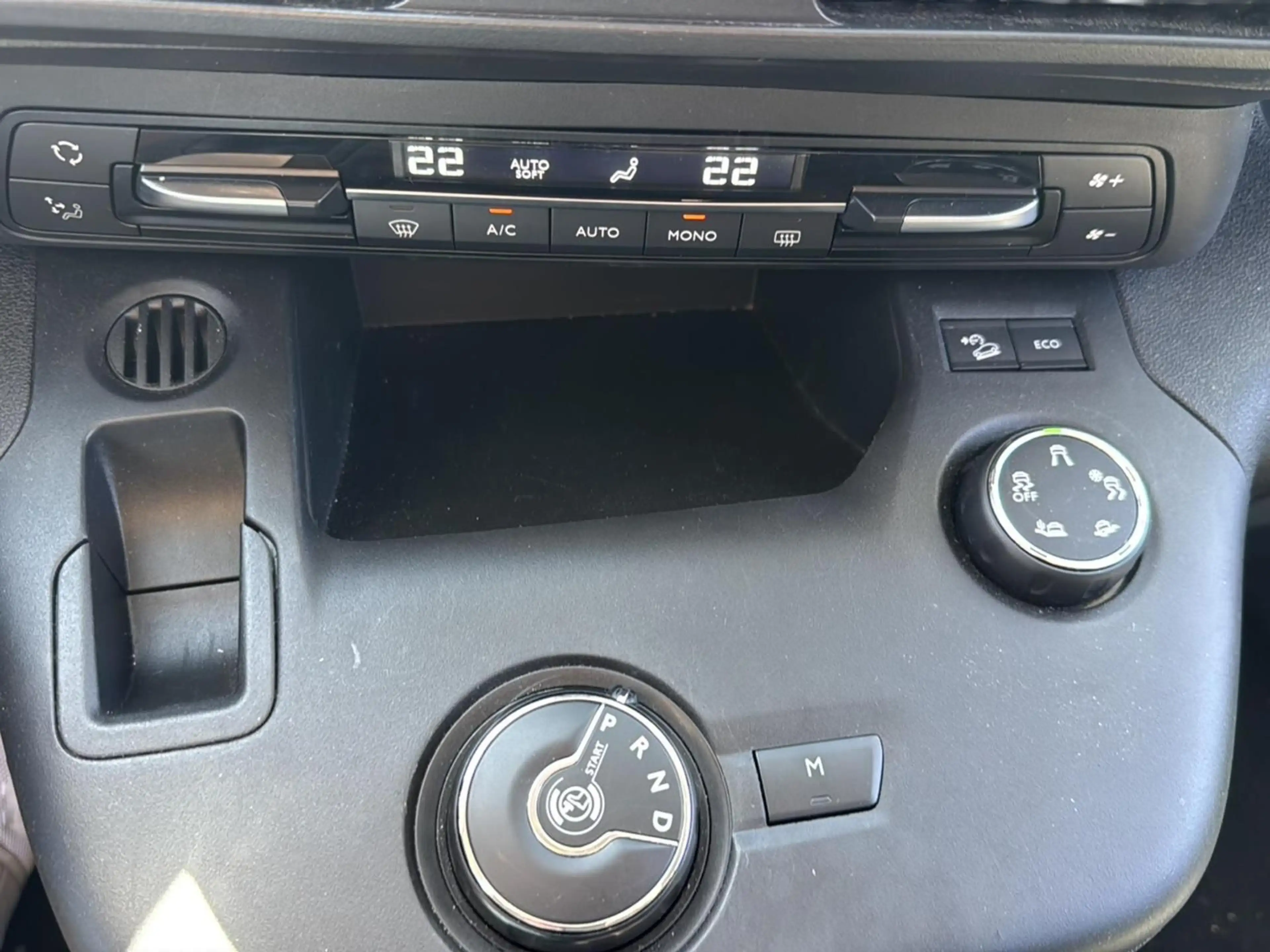 Peugeot Partner 1.5 HDi Autom. Premium FlexCab L2 StHz — photo 13
