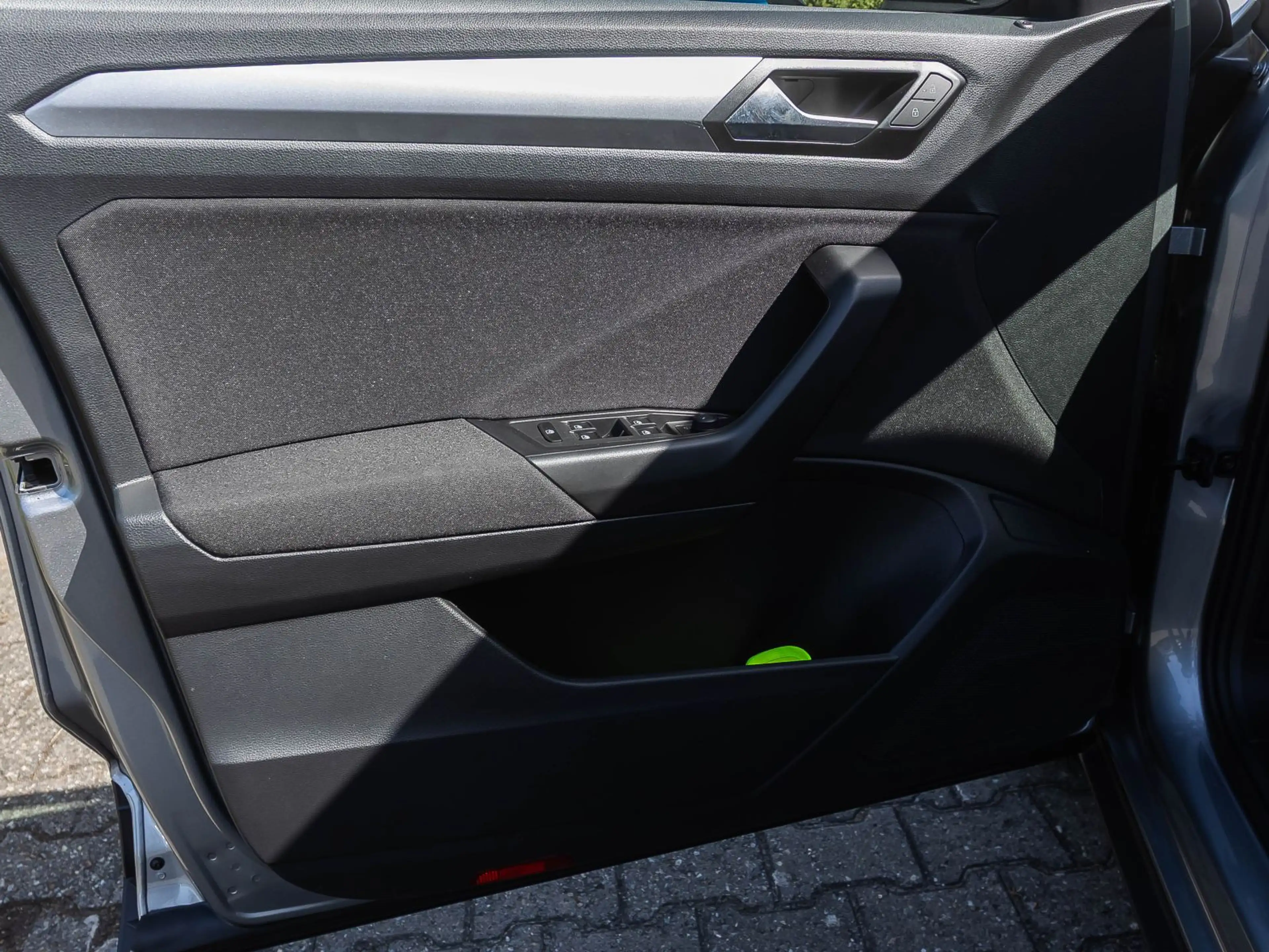 Volkswagen T-Roc 1.5 TSI DSG Life, AHK, Navi, LED, Rückfahr — photo 11