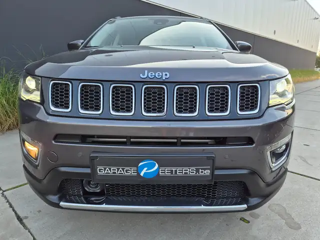 Jeep Compass view 5