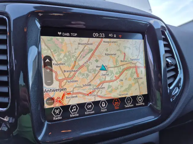 Jeep Compass view 13
