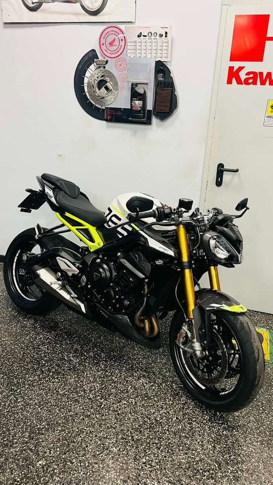 Triumph Street Triple 765 MOTO2 EDITION