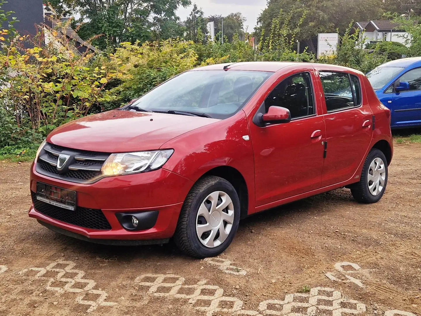 Dacia Sandero Laureate/47000km/Klima/Navigationssystem/Color/Eu5 Rouge - 1