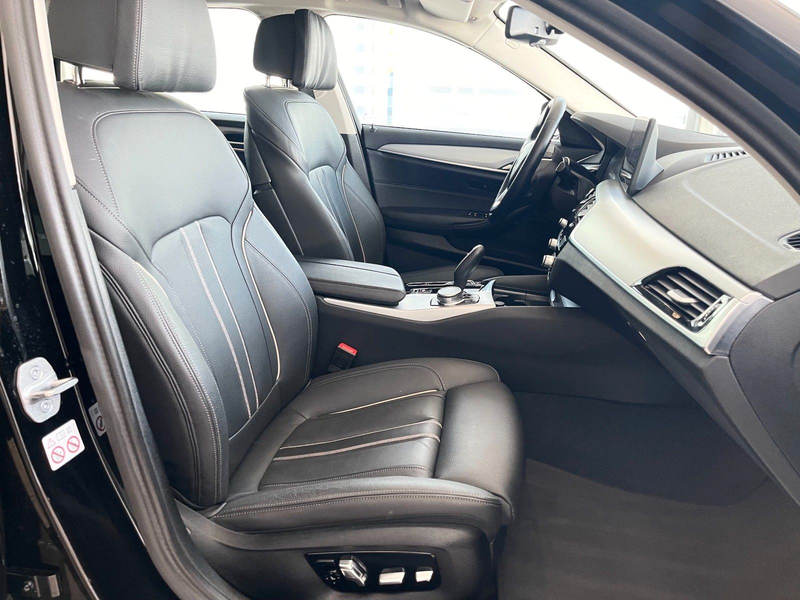 BMW 530 d KAMERA HeadUp Memory LEDER 4xKlima DA HiFi — photo 9