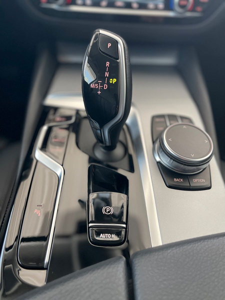 BMW 530 d KAMERA HeadUp Memory LEDER 4xKlima DA HiFi — photo 12