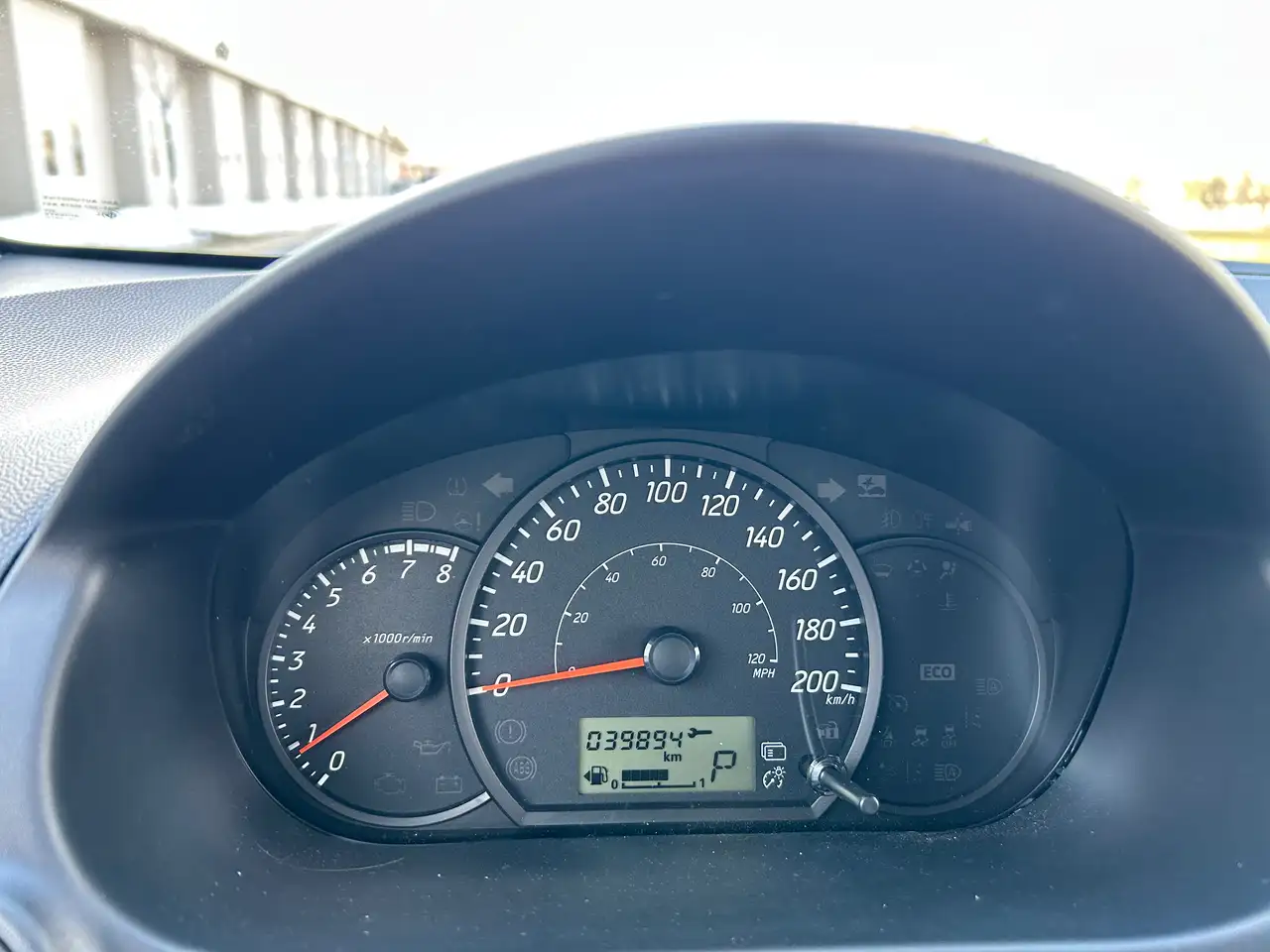 Mitsubishi Mirage снимка Mitsubishi Mirage
