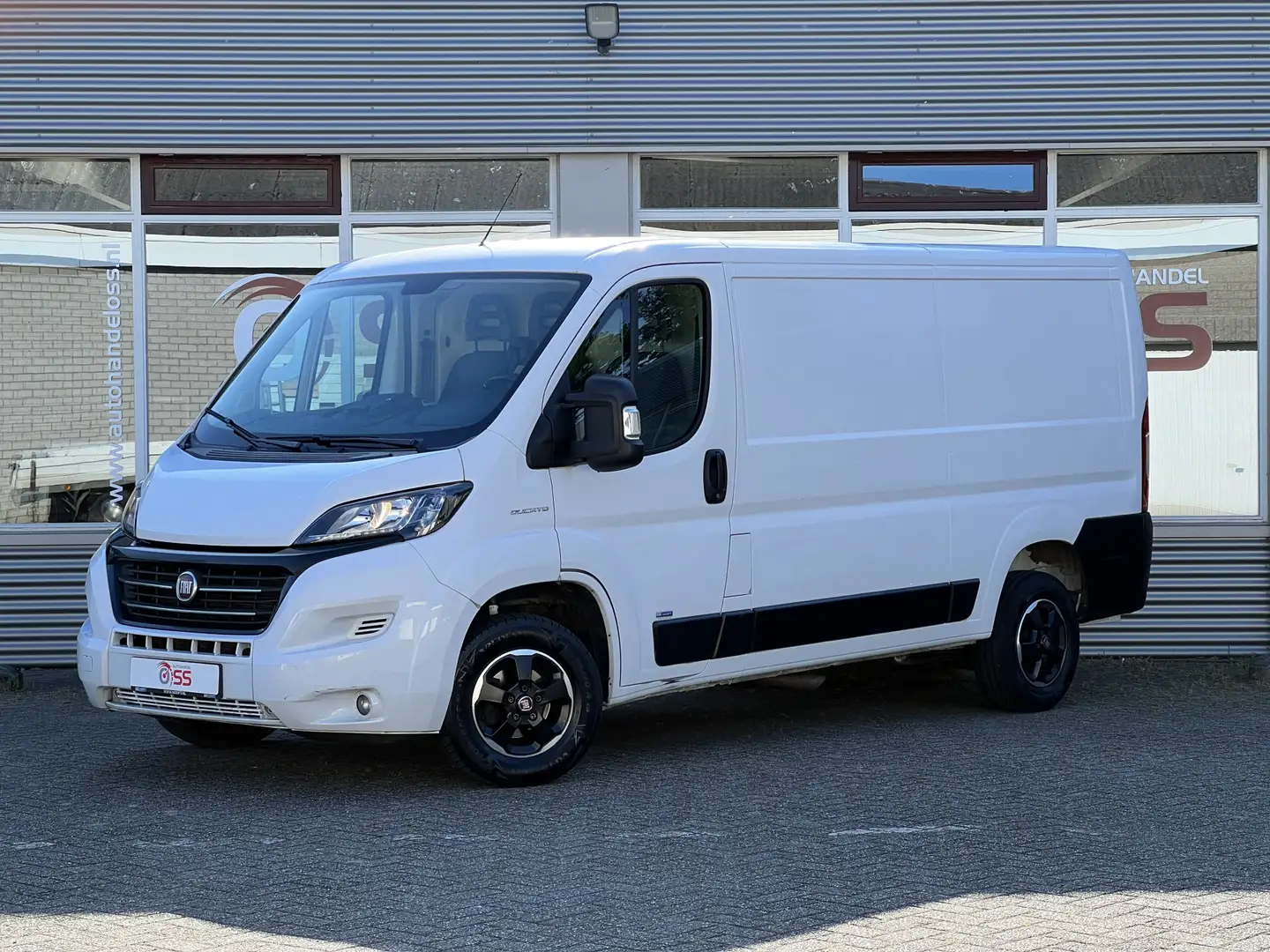 Fiat Ducato 30 2.3 MultiJet L2H1 AIRCO TREKHAAK EURO 6 Blanc - 1