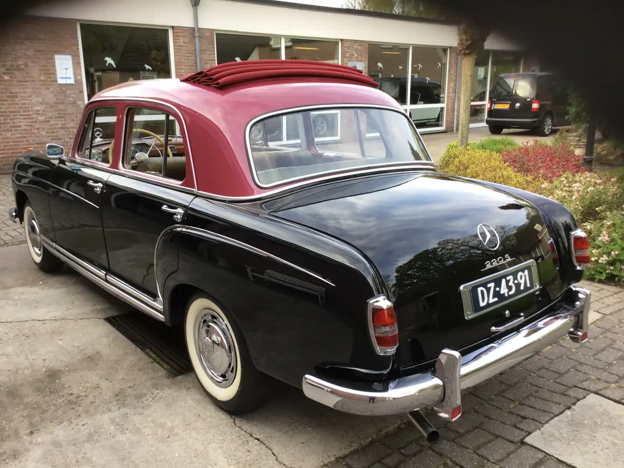 Mercedes-Benz 220 S MERCEDES 220 S PONTON, foto 2