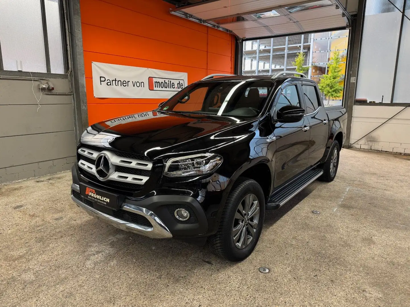 Mercedes-Benz X 350 d 4Matic Doppelkabine Edition Power Leder crna - 1