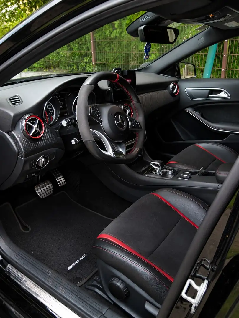 Mercedes-Benz A 45 AMG 4Matic Speedshift 7G-DCT - 2
