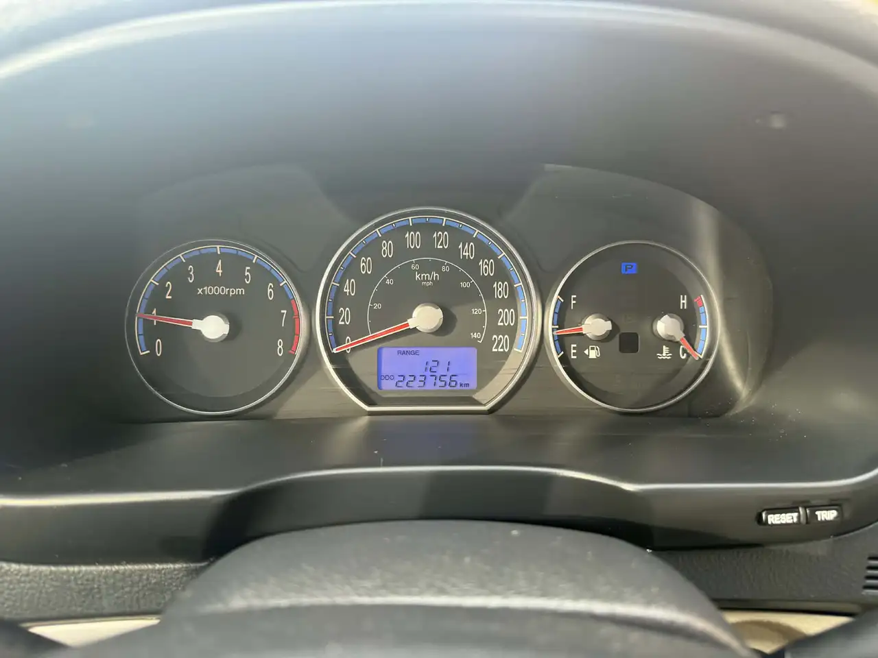 Hyundai SANTA FE снимка Hyundai SANTA FE