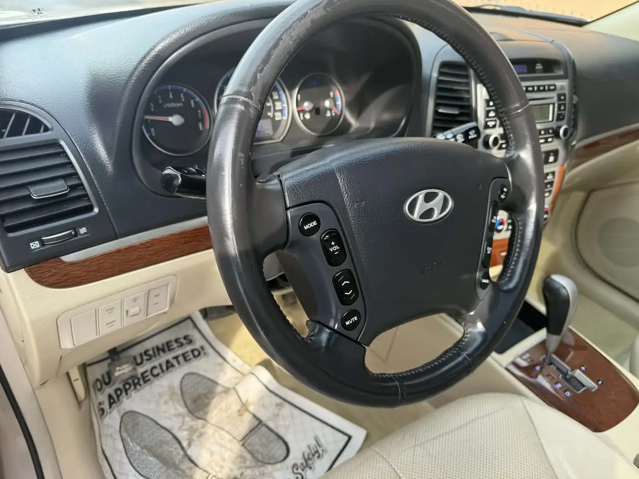 Hyundai SANTA FE снимка Hyundai SANTA FE