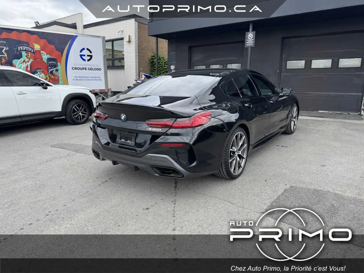 BMW 8 Series photo BMW 8 Series
