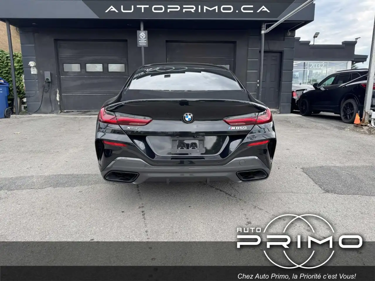 BMW 8 Series photo BMW 8 Series