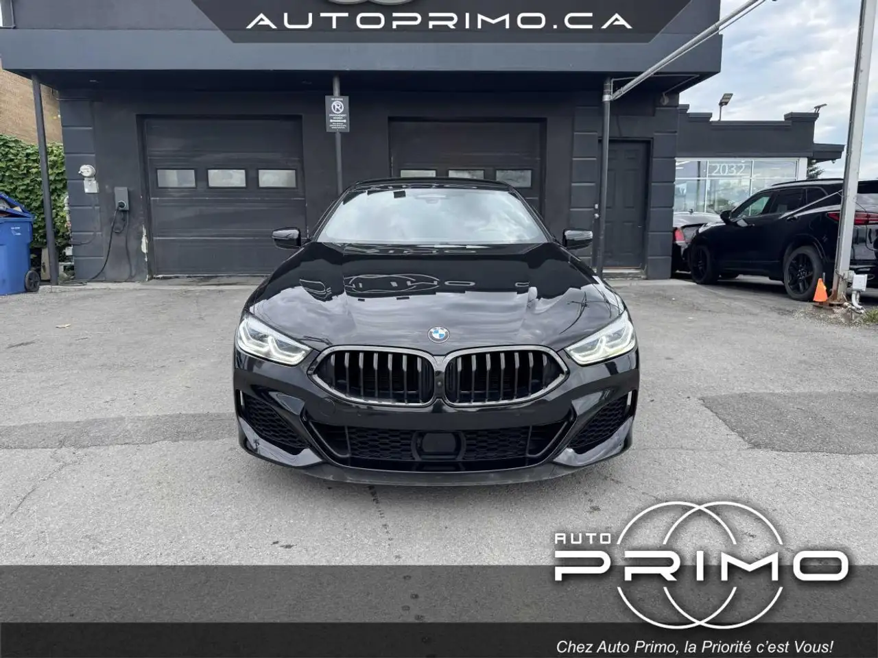 BMW 8 Series photo BMW 8 Series