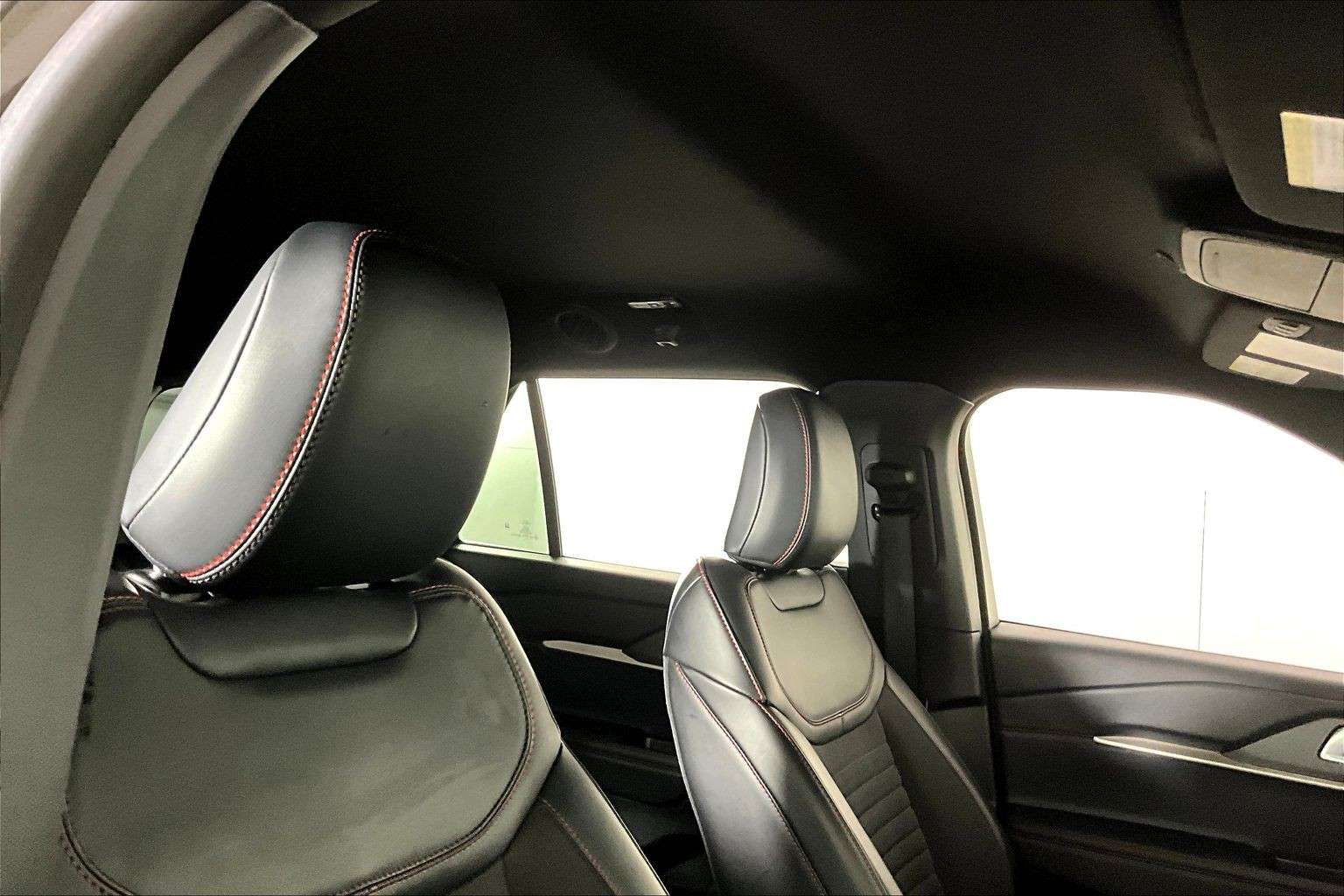used 2025 Ford Explorer car, priced at $47,998