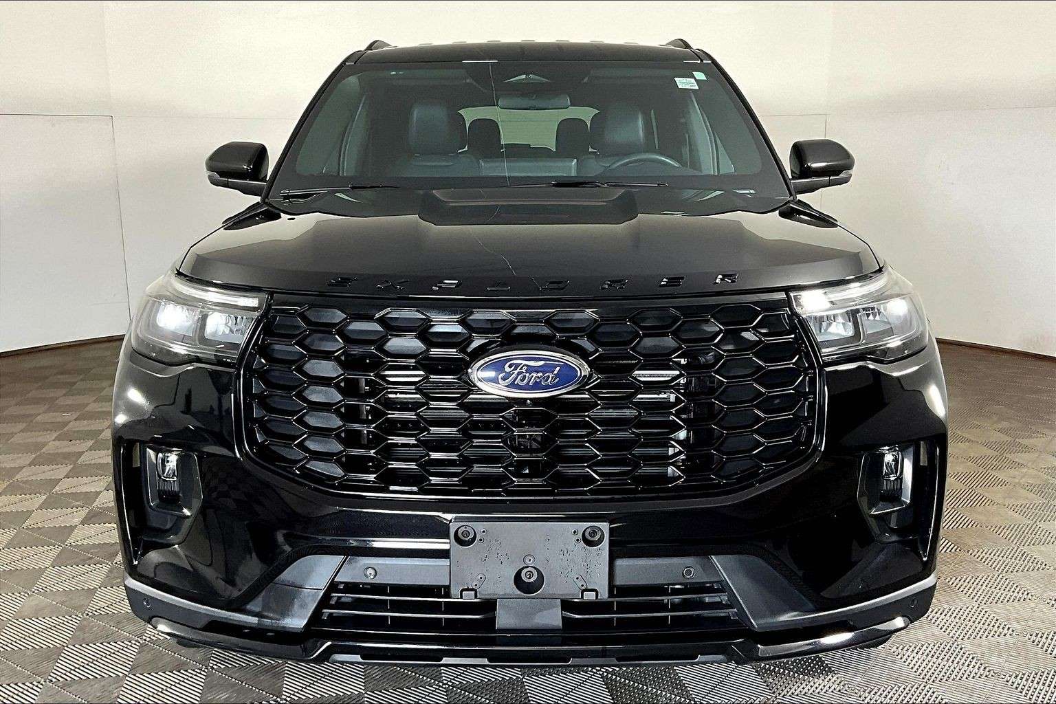 used 2025 Ford Explorer car, priced at $47,998