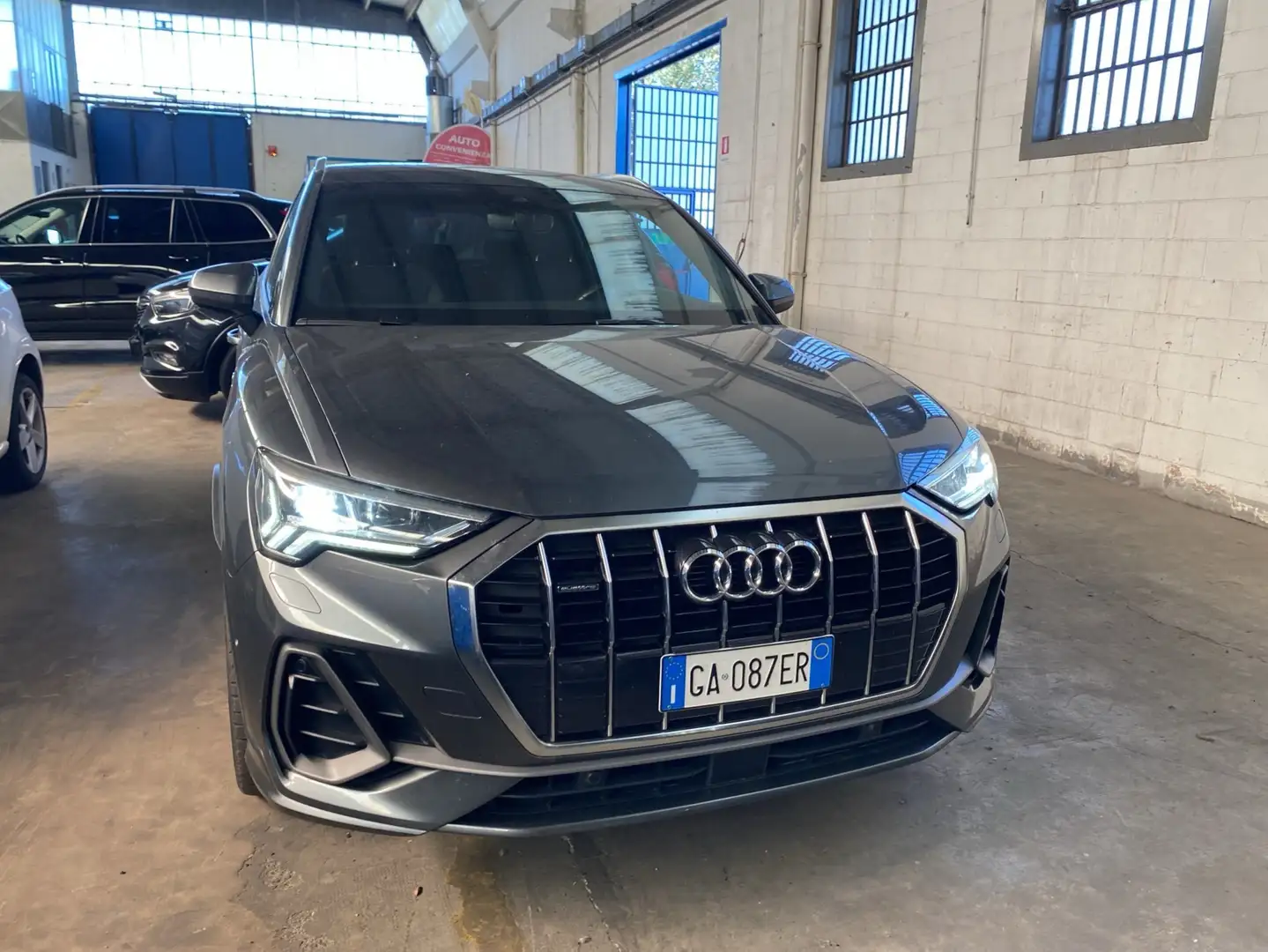 Audi Q3 40 2.0 tdi S line edition quattro 190cv s-tronic Grigio - 1