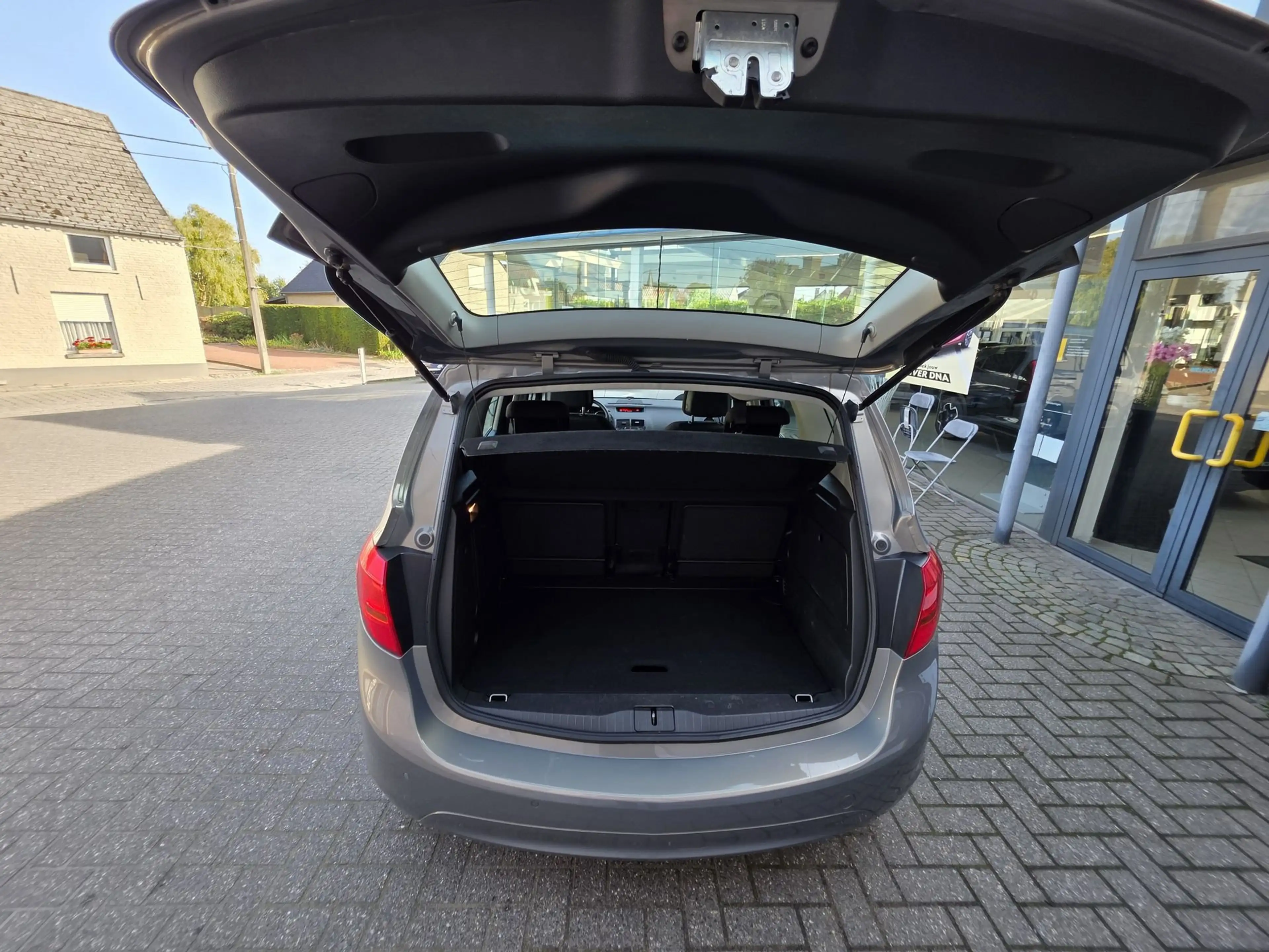 Opel Meriva OPEL MERIVA B 1.4 BENZINE - AIRCO — photo 7