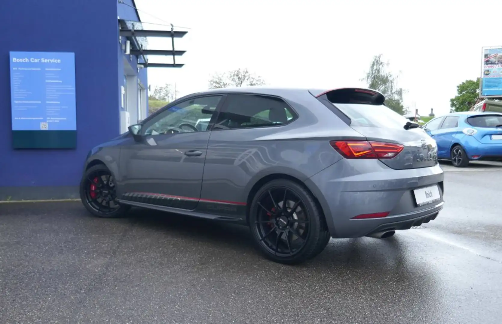 SEAT Leon SC 2.0 TSI Start&Stop Cupra 300 LED NAVI Gris - 2