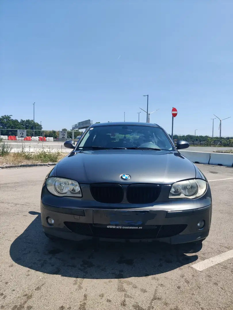 BMW 116 116i Grau - 2