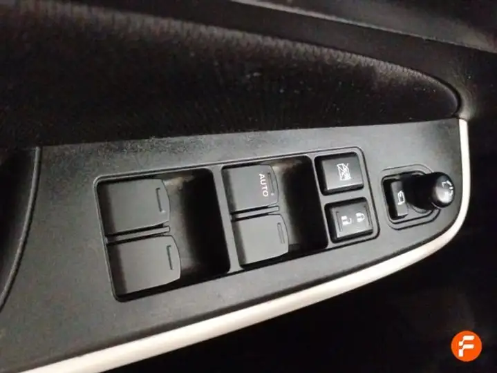 Suzuki Swift 1.2 GLE Mild Hybrid 2020, foto 21