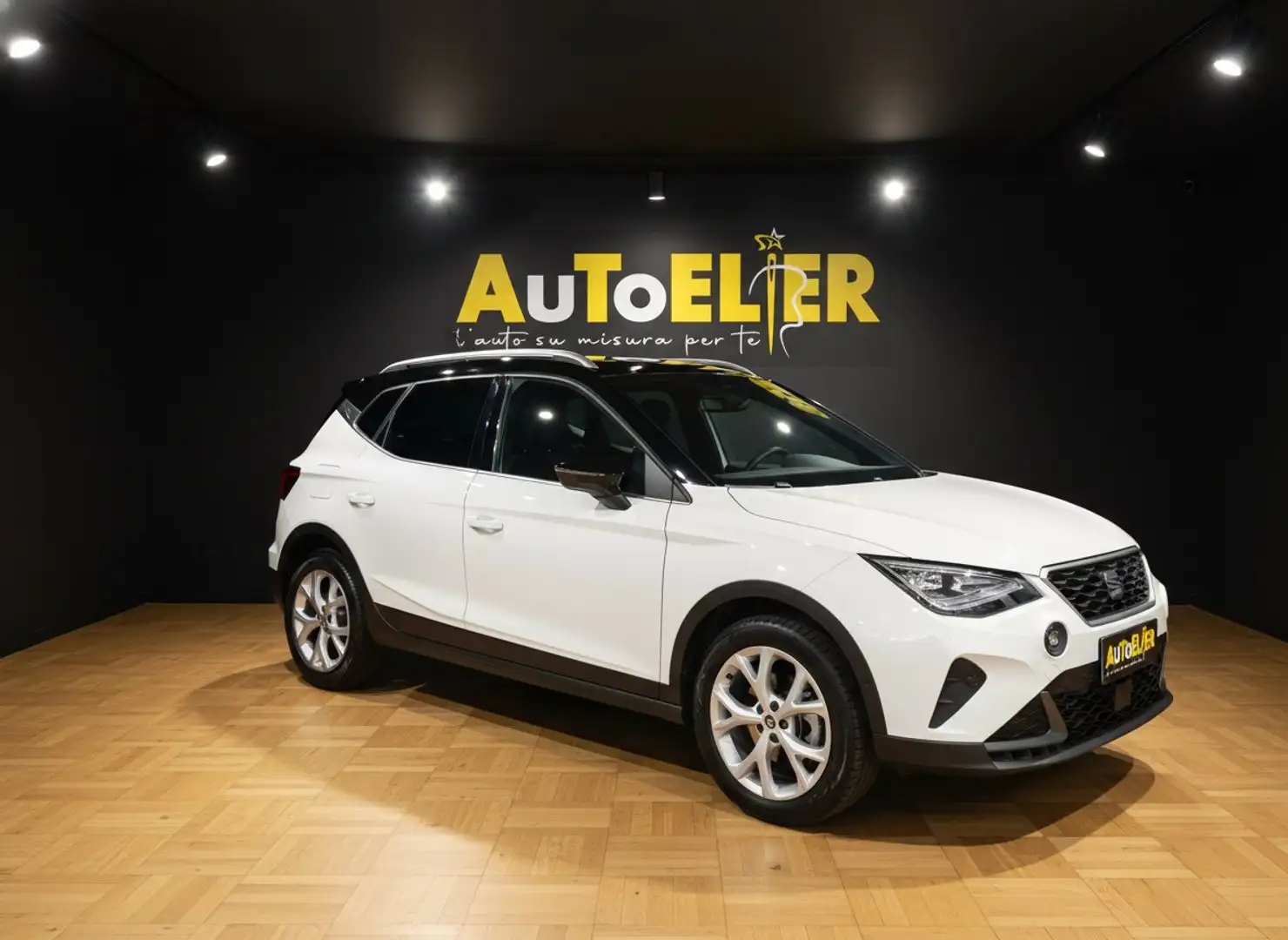 SEAT Arona Arona 1.0 ecotsi FR 95cv Bianco - 2