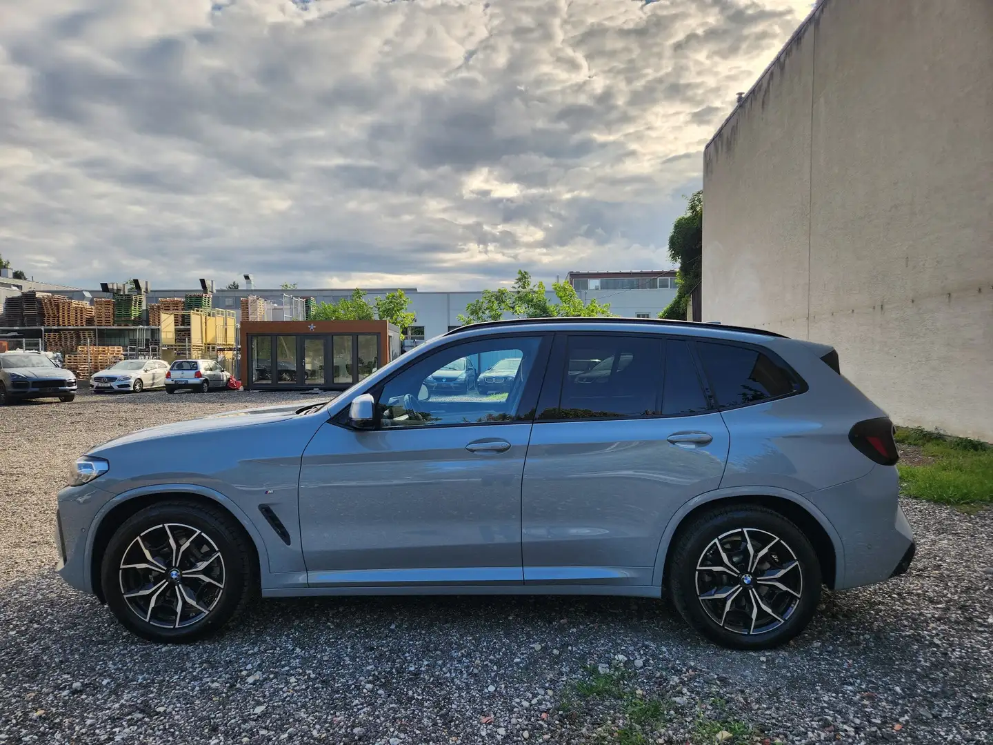 BMW X3 20xD M Sport Gestik/HeadUp/Matrix-LED/BusinessPlus Gris - 2