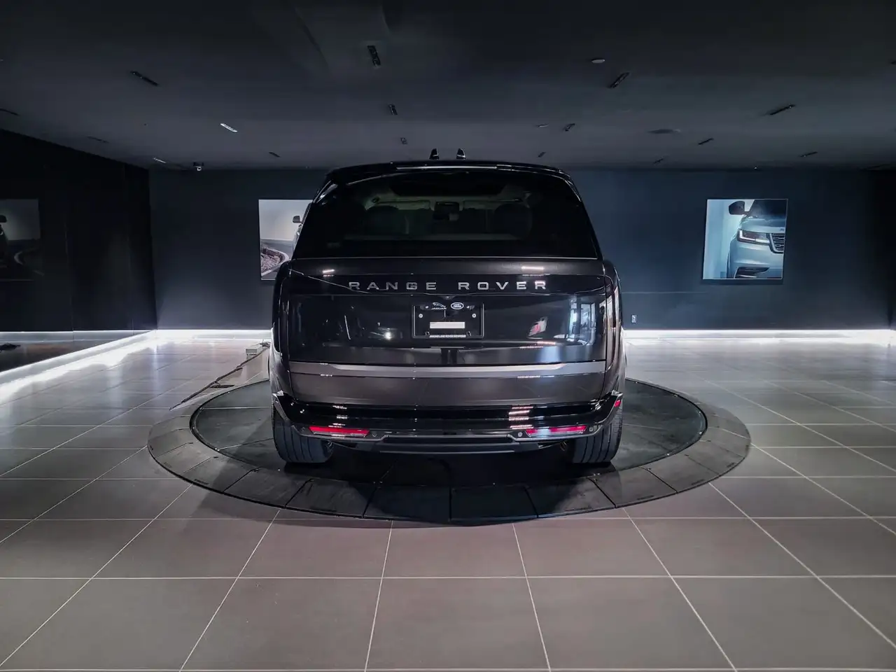 Land Rover Range Rover photo Land Rover Range Rover