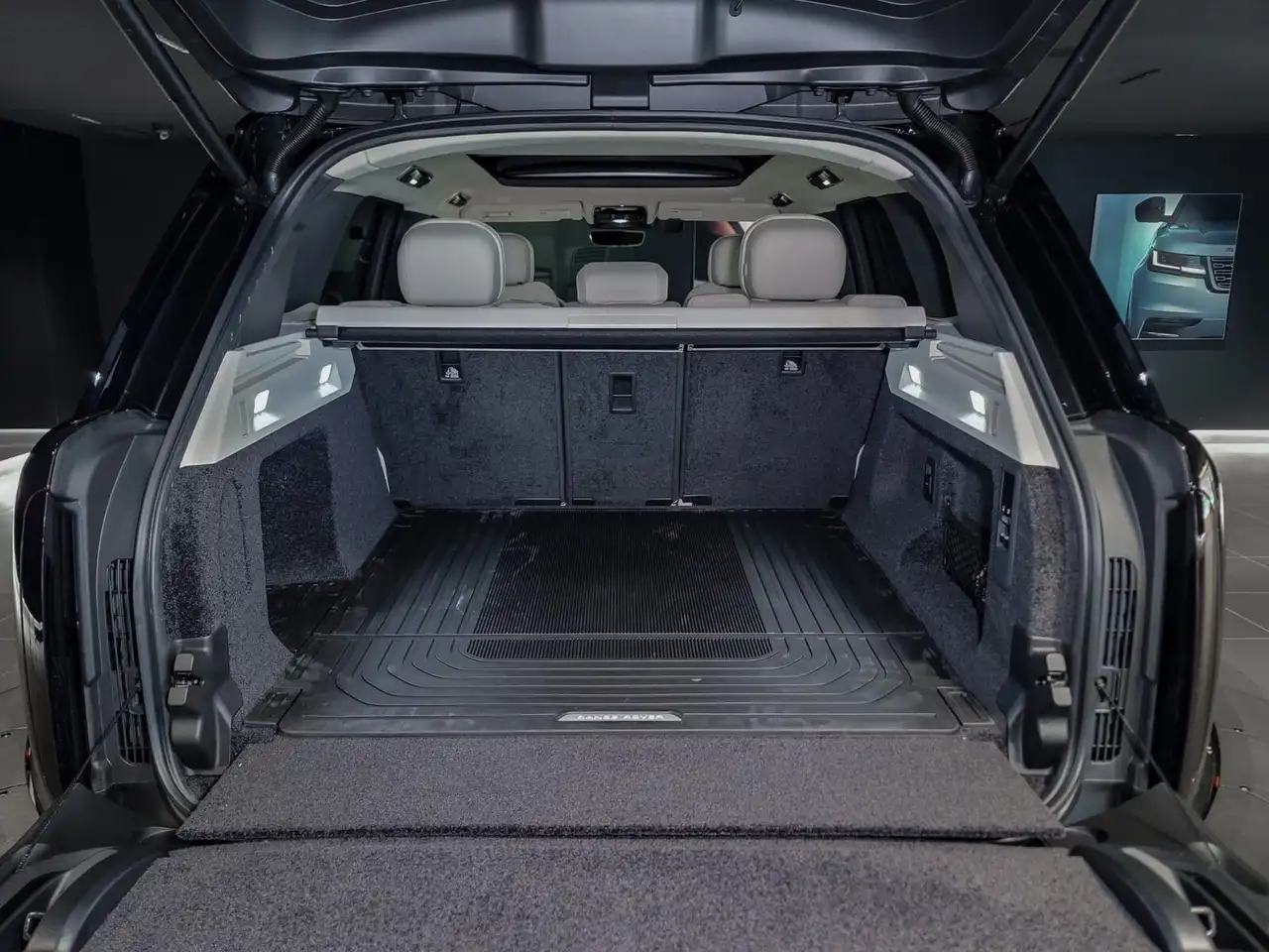 Land Rover Range Rover photo Land Rover Range Rover