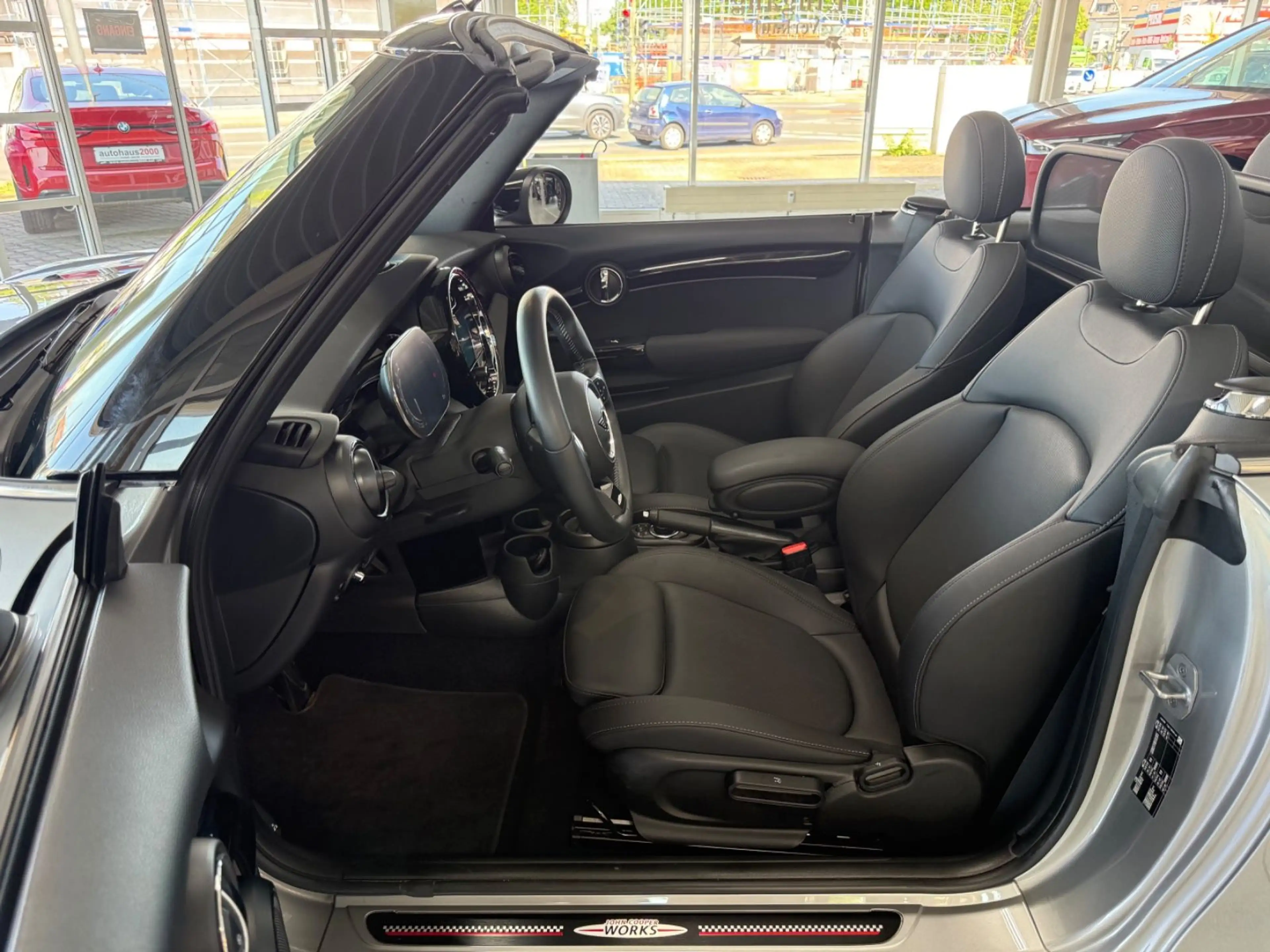 MINI Cooper Cabrio John Cooper Works Trim LED/CAM — photo 9